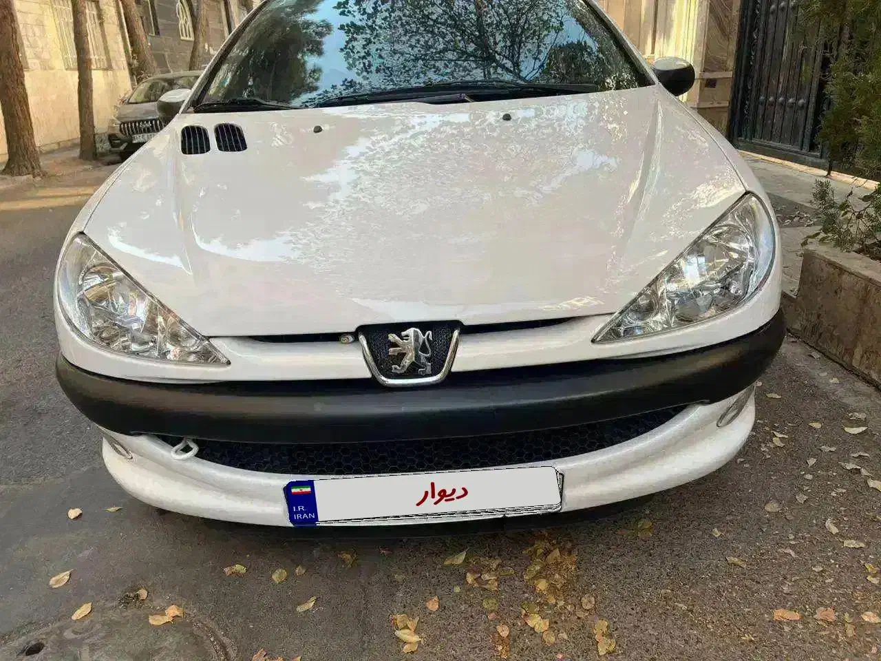 پژو ۲۰۶ مدل ۹۷ بدون رنگ وبدون نقطه کاملا مشابه صفر|خودرو سواری و وانت|تهران, تهرانپارس غربی|دیوار