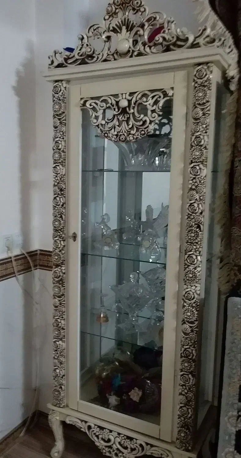 بوفه|بوفه، ویترین، کنسول|تاکستان, |دیوار