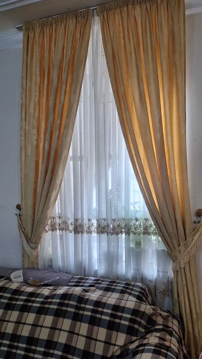 پرده|پرده، رانر، رومیزی|دوگنبدان, |دیوار