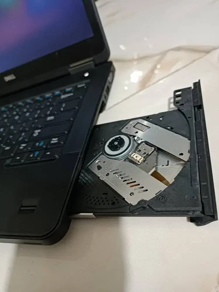 لپ تاپ dell|رایانه همراه|شیراز, قالیشویی|دیوار