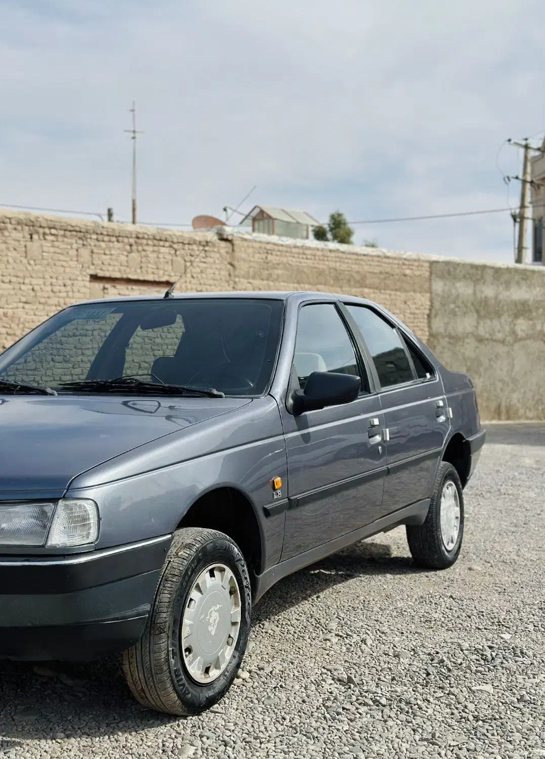 پژو405مدل ۹۳درحدصفر کم کار باضمانت|خودرو سواری و وانت|جیرفت, |دیوار