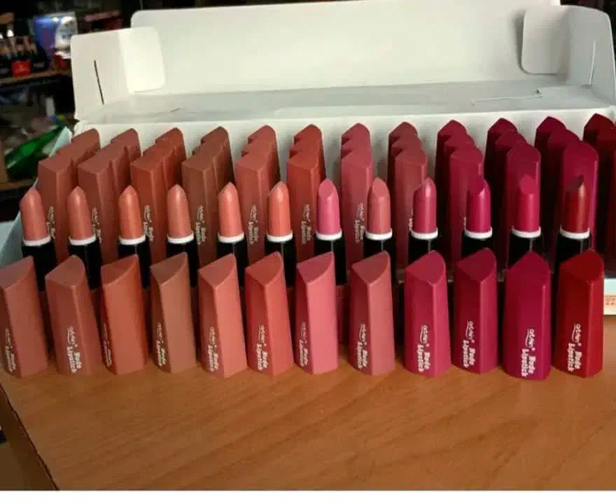 رژلب جامد آرت اسکین|آرایشی، بهداشتی، درمانی|کاشان, فاز ۲ ناجی آباد|دیوار