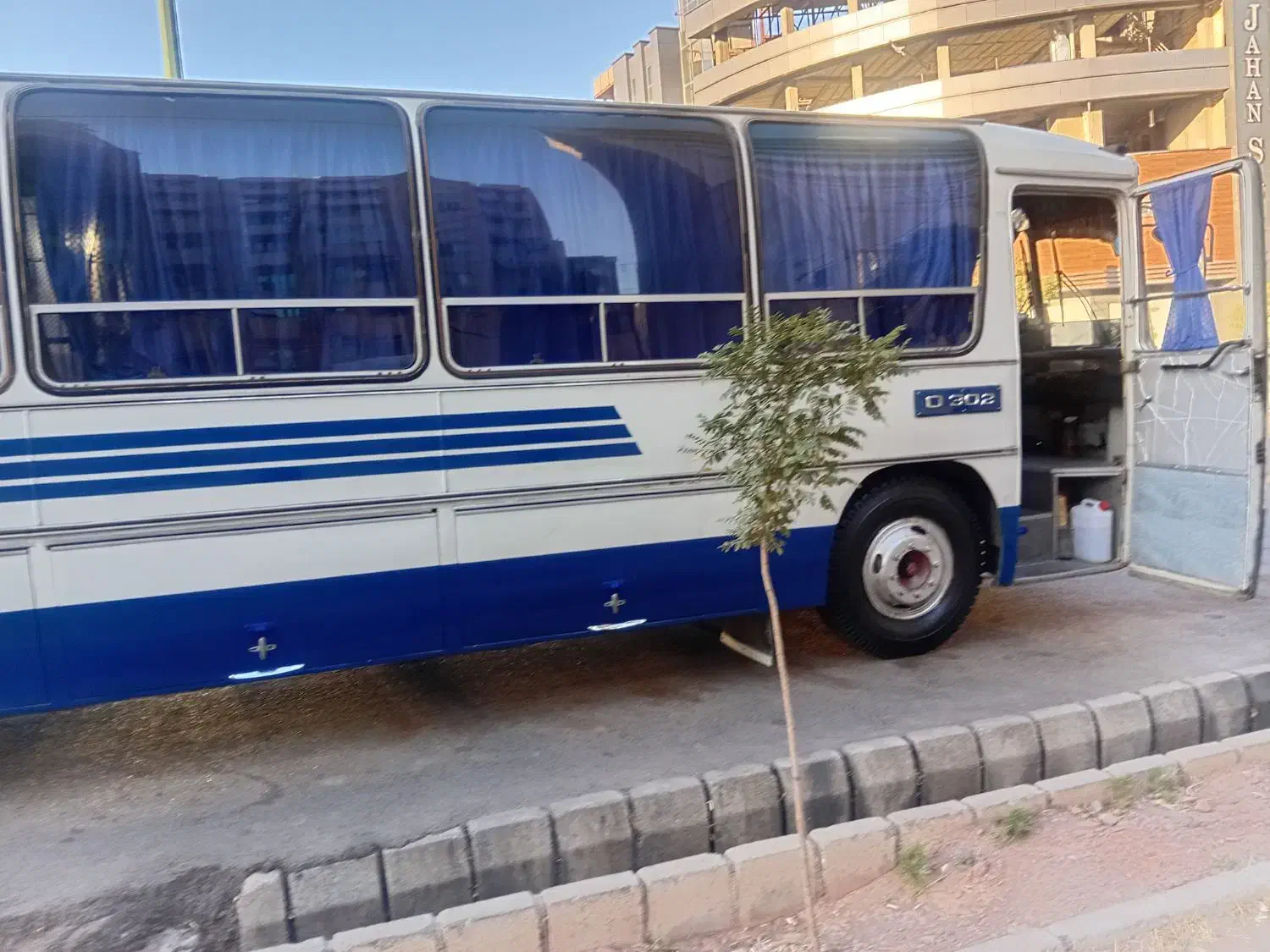 اتوبوس بنز ۳۰۲|خودرو سنگین|تبریز, |دیوار