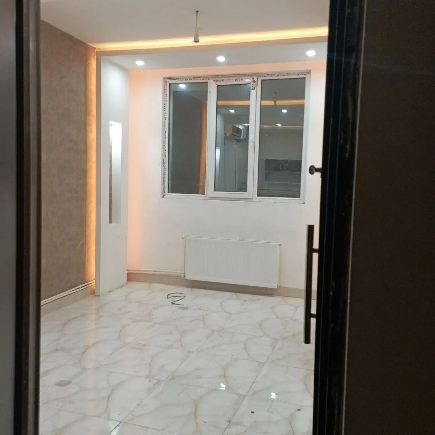 فروش طبقه بالای تجاری|فروش دفتر کار، اتاق اداری، مطب|خرمآباد, |دیوار