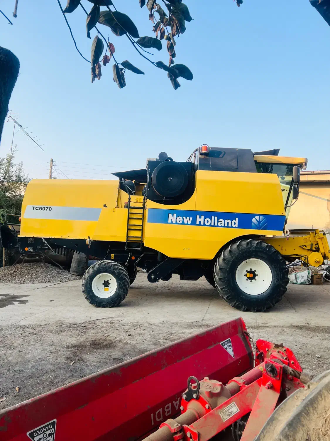 کمباین نیوهلند  2008 وارداتی ۵۰۷۰ tc|خودرو سنگین|علی‌آباد کتول, |دیوار
