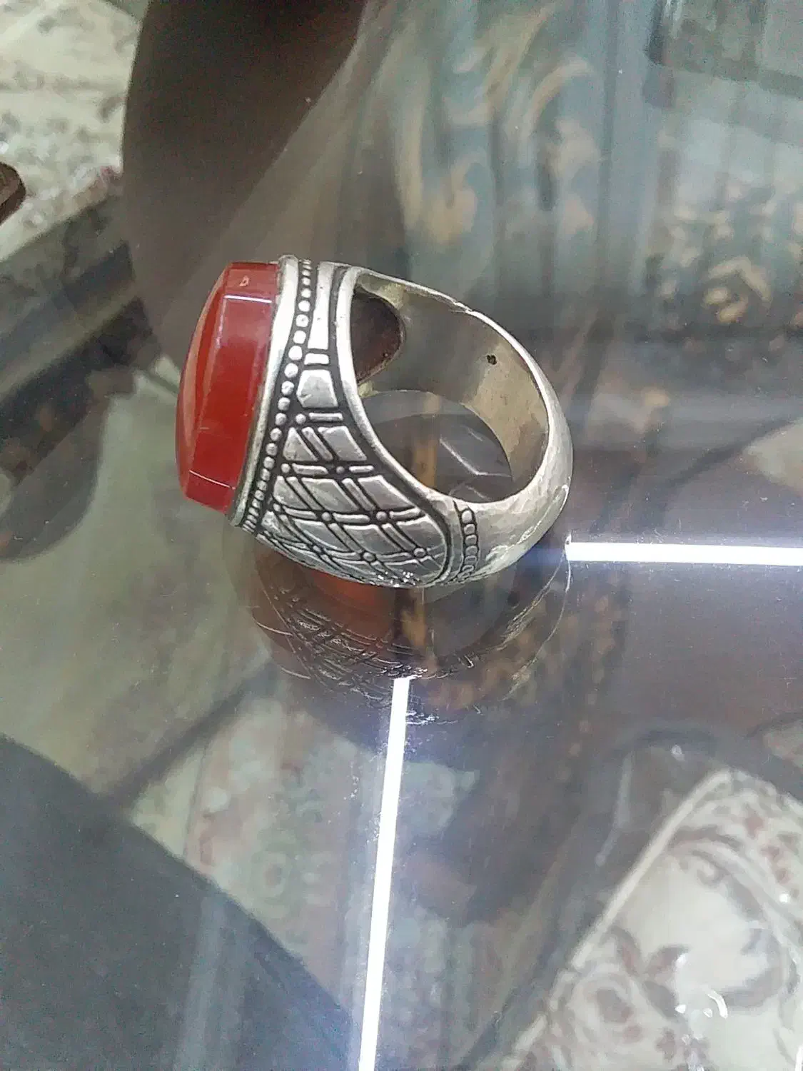 گردنی و انگشتر کهنه|کلکسیون اشیاء عتیقه|شهریار, شهریار|دیوار