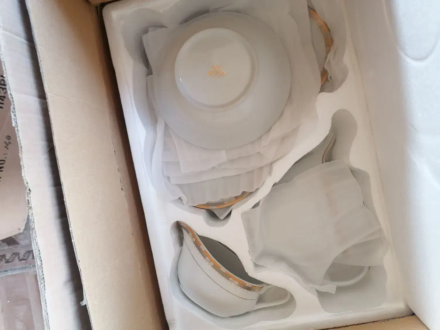 سرویس چینی 18 نفره خارجی آک|ظروف سرو و پذیرایی|اصفهان, شهرک سلامت|دیوار