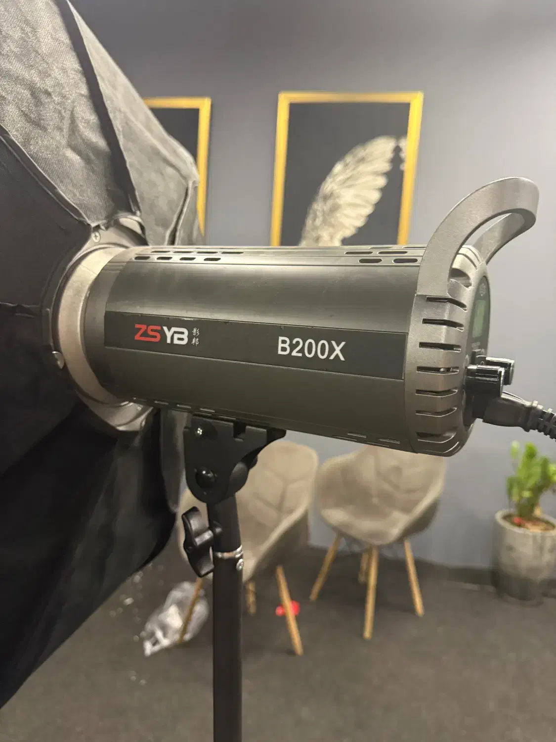 فروش دو قطعه نور پرداز برای عکاسی و‌فیلم برداری|دوربین عکاسی و فیلم‌برداری|تهران, دریاچه شهدای خلیج فارس|دیوار