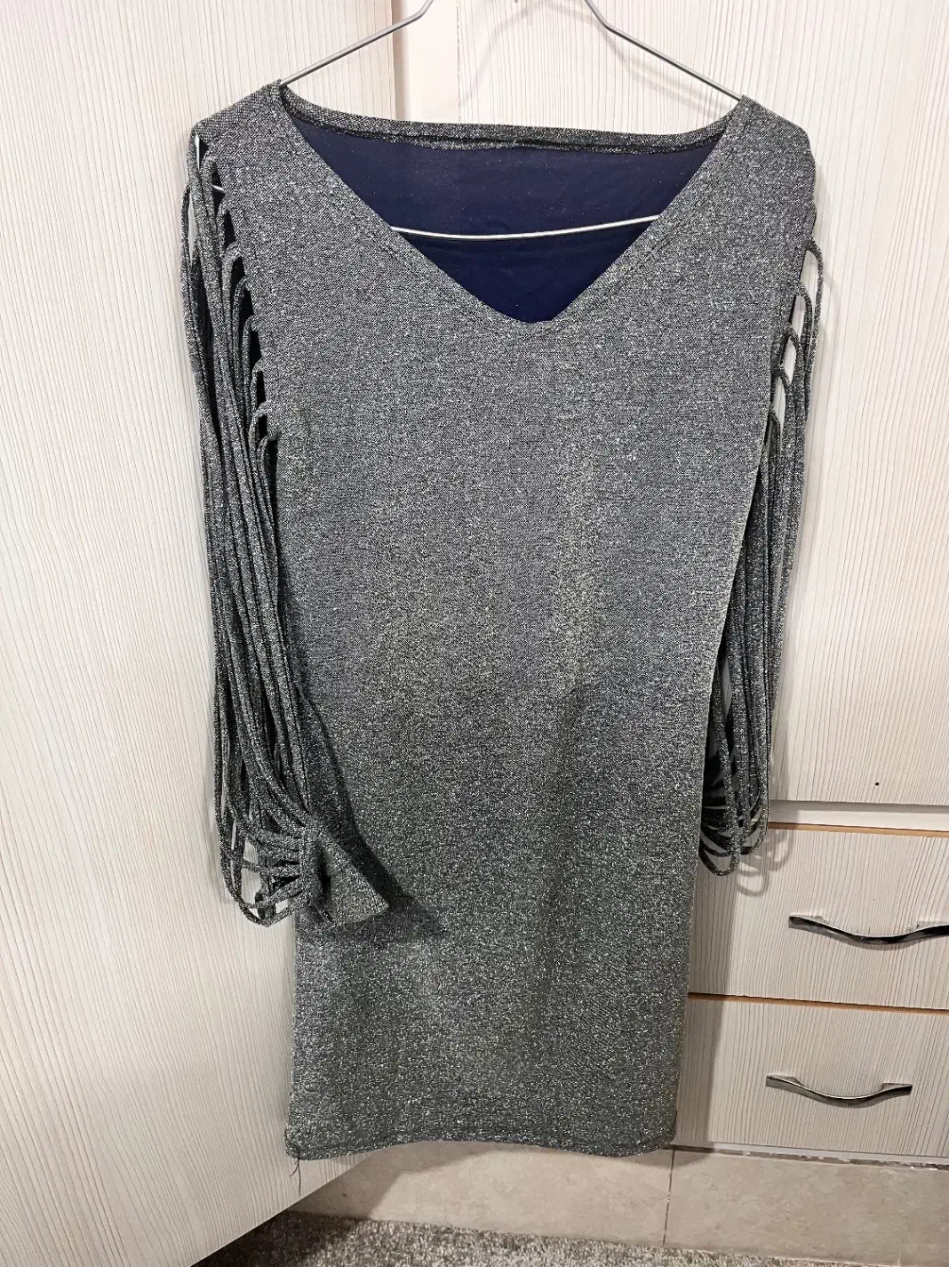 تونیک مجلسی|لباس|قنوات, |دیوار