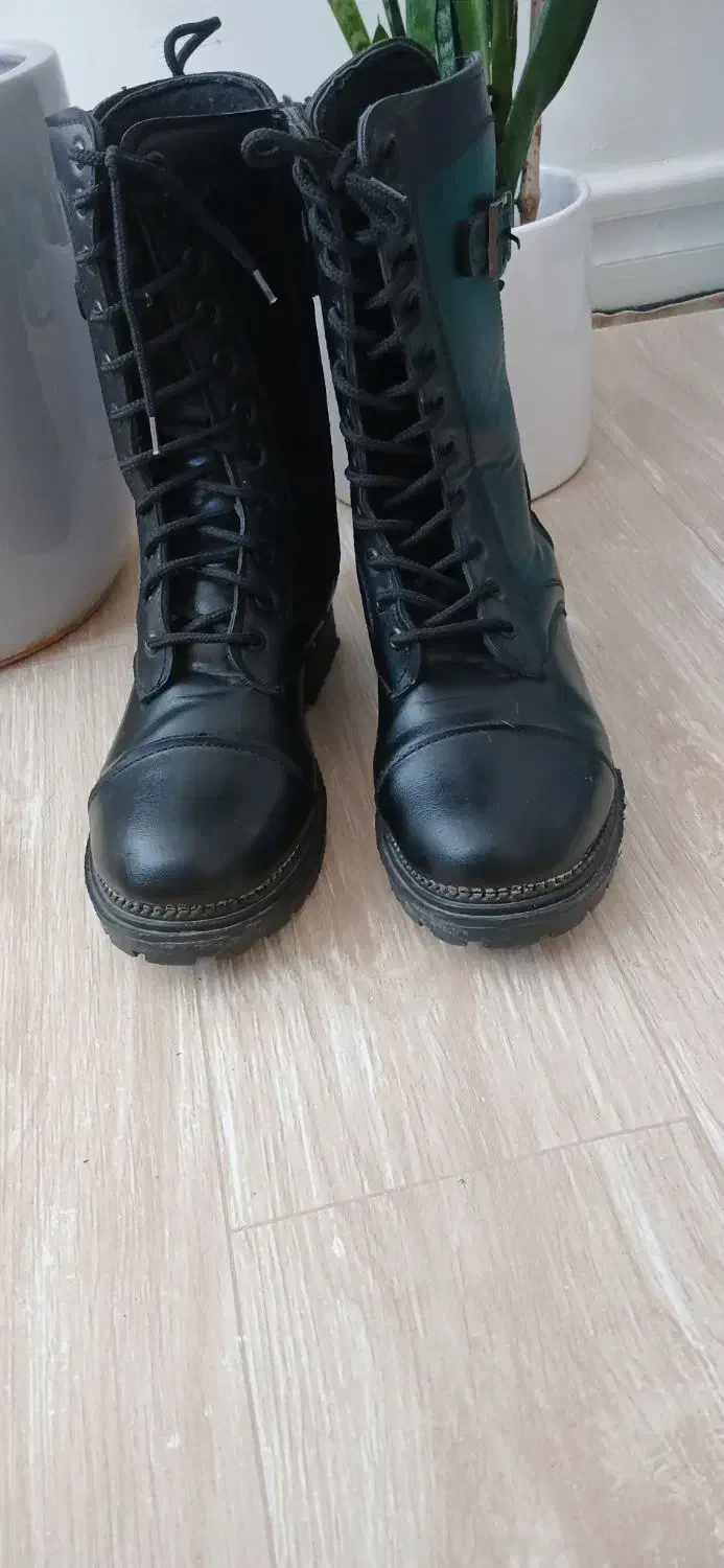 نیم بوت|کیف، کفش، کمربند|خرم‌آباد, |دیوار