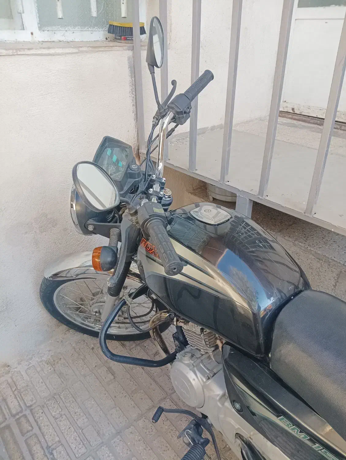 موتوربوکسرباجاج اصل هندی|موتورسیکلت|شیراز, سعدیه شمالی|دیوار