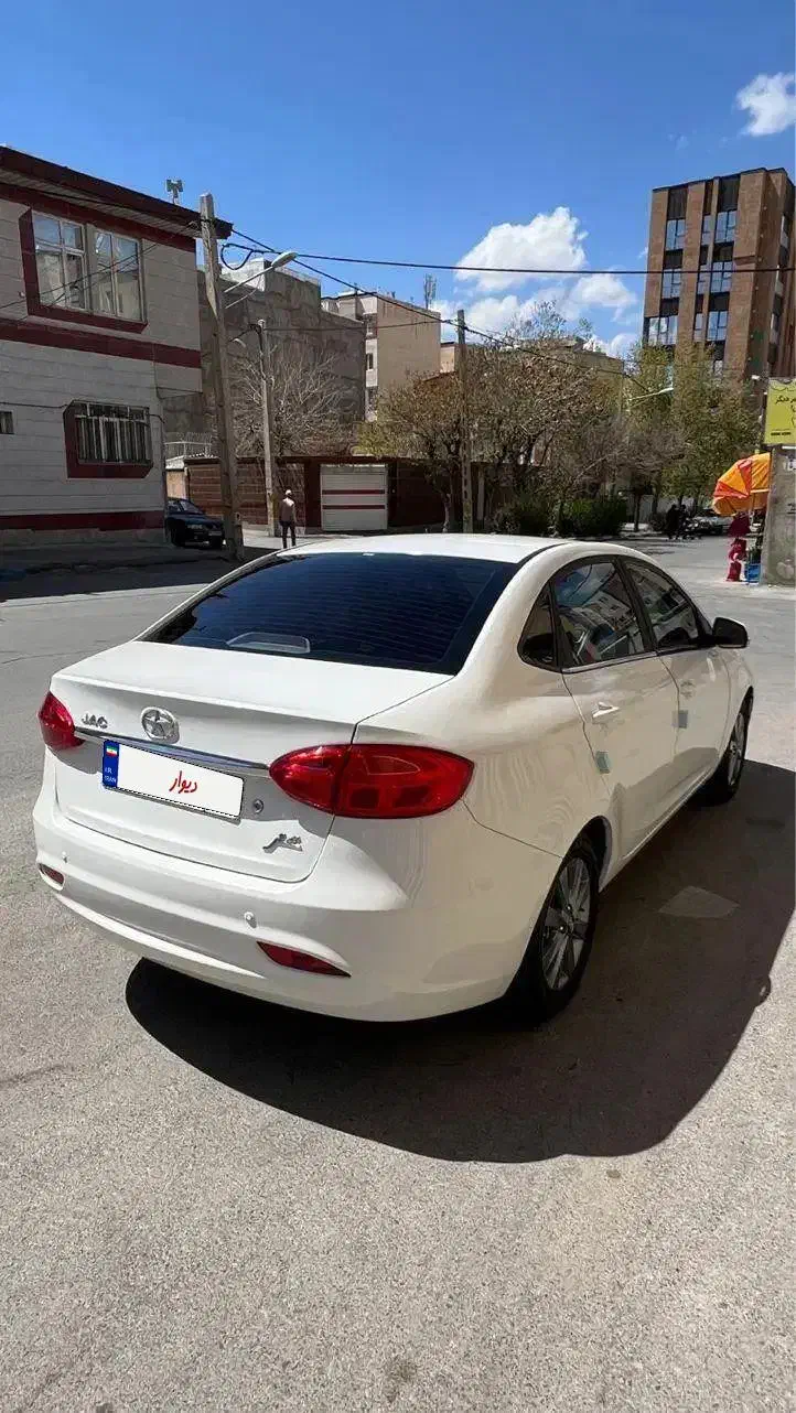 جک j4|خودرو سواری و وانت|همدان, |دیوار