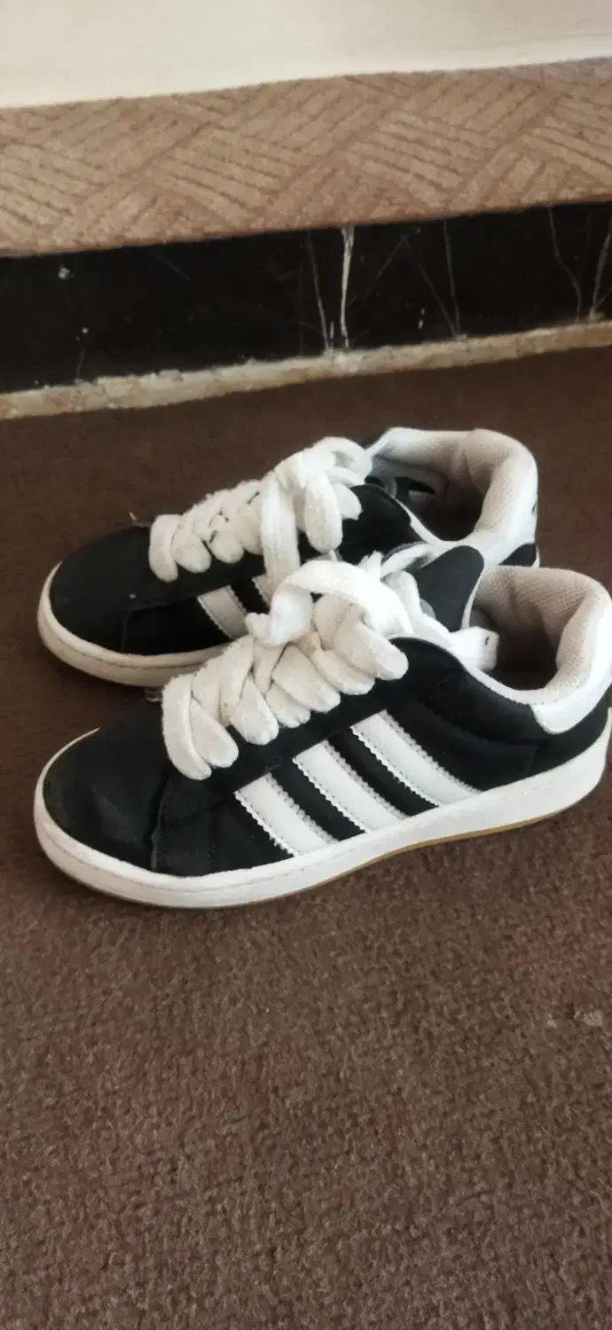 ورزشی کفشهای مارک آدیداس ارسلونا همگی جفتی ۲۰۰|تجهیزات ورزشی|شیراز, ریاستی|دیوار