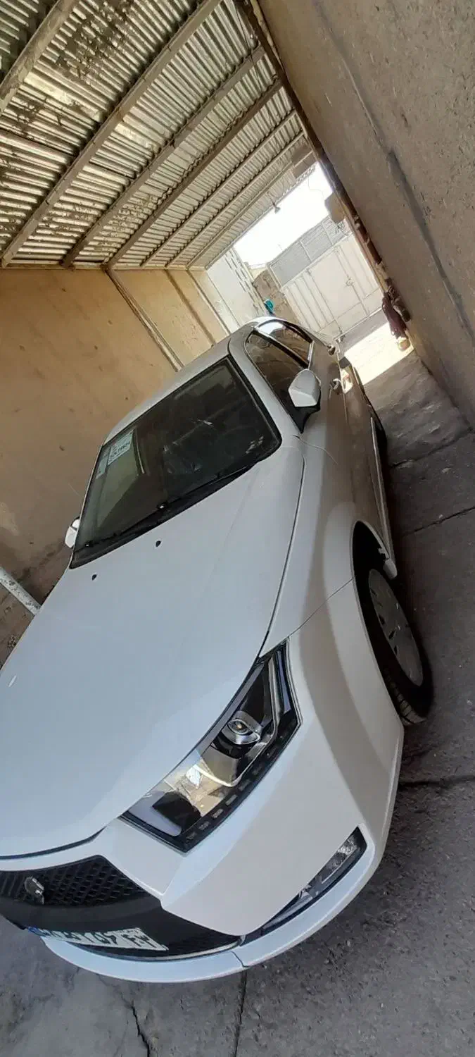 دنا پلاس شش دنده فولادی صفر کیلومتر|خودرو سواری و وانت|لنجان, |دیوار