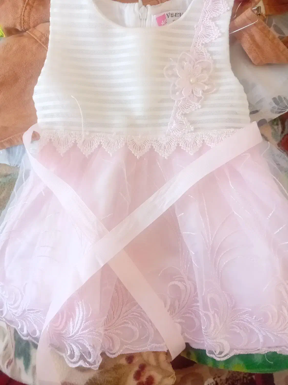 لباس عروس|لباس|بانه, |دیوار