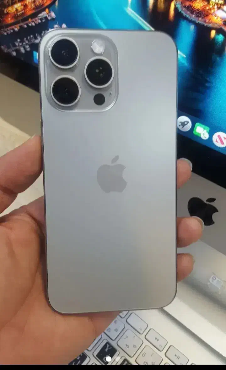 اقساطی 15pro max|موبایل|کرمان, |دیوار