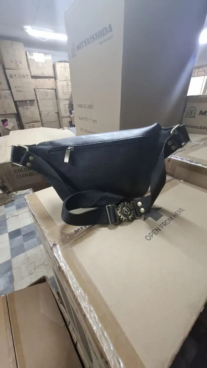 کیف کمری چرم دست ساز|کیف، کفش، کمربند|فردیس, شهرک راه آهن|دیوار