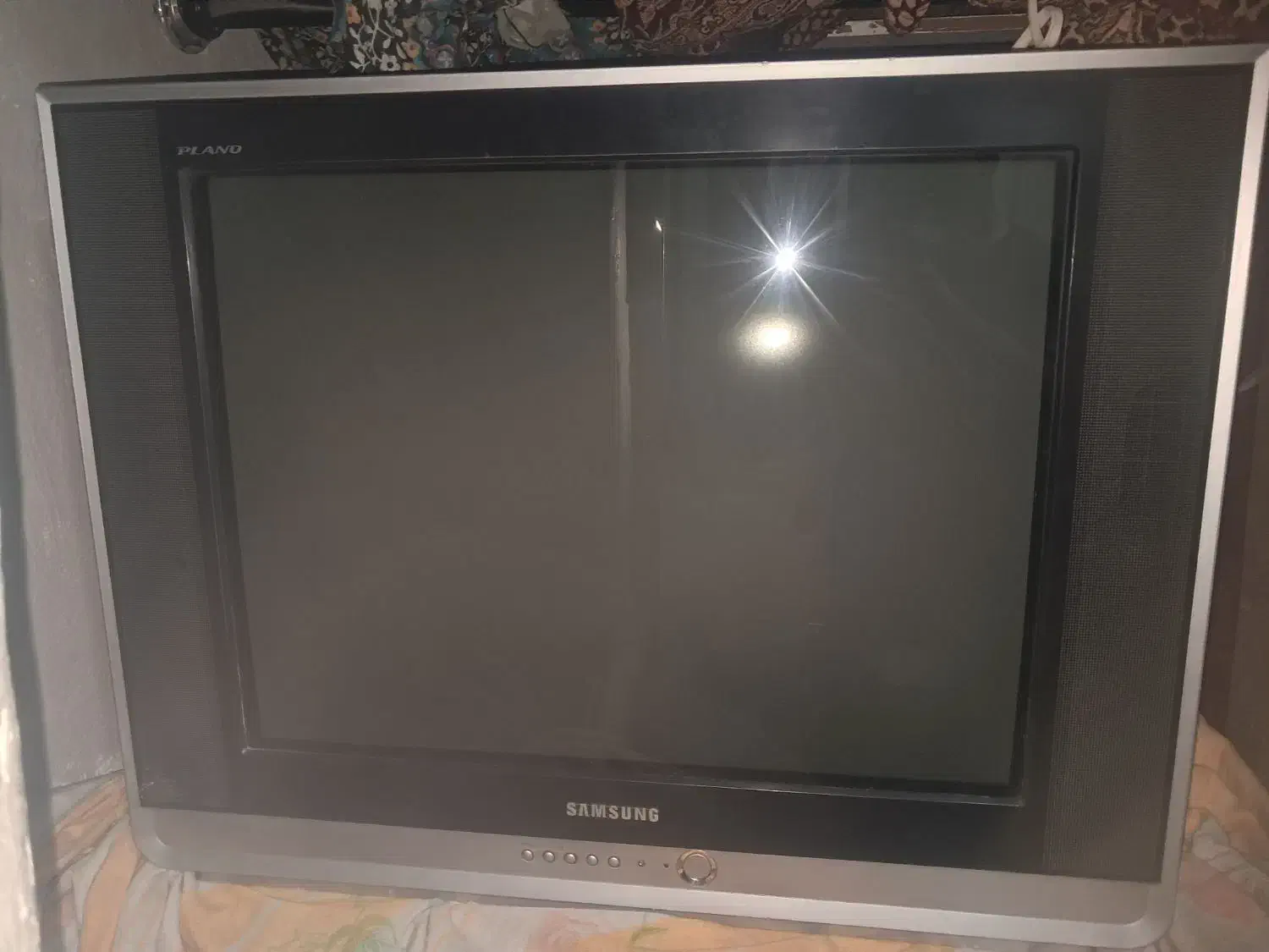 تلویزیون سامسونگ ۲۹ اینچ صفحه تخت|تلویزیون و پروژکتور|اندیشه, اندیشه فاز ۱|دیوار