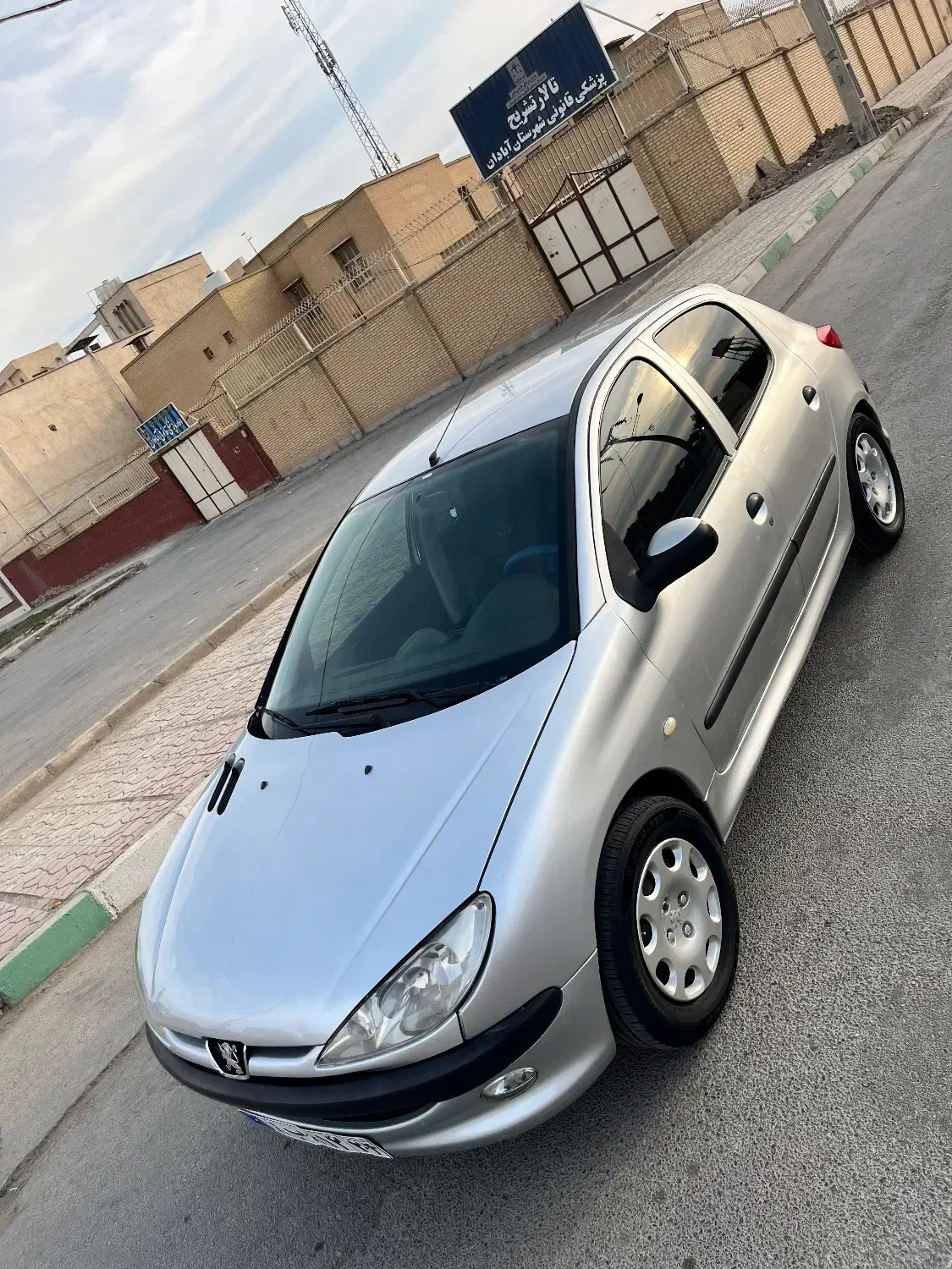 پژو 206 مدل ۸۳ تیپ۲|خودرو سواری و وانت|آبادان, |دیوار