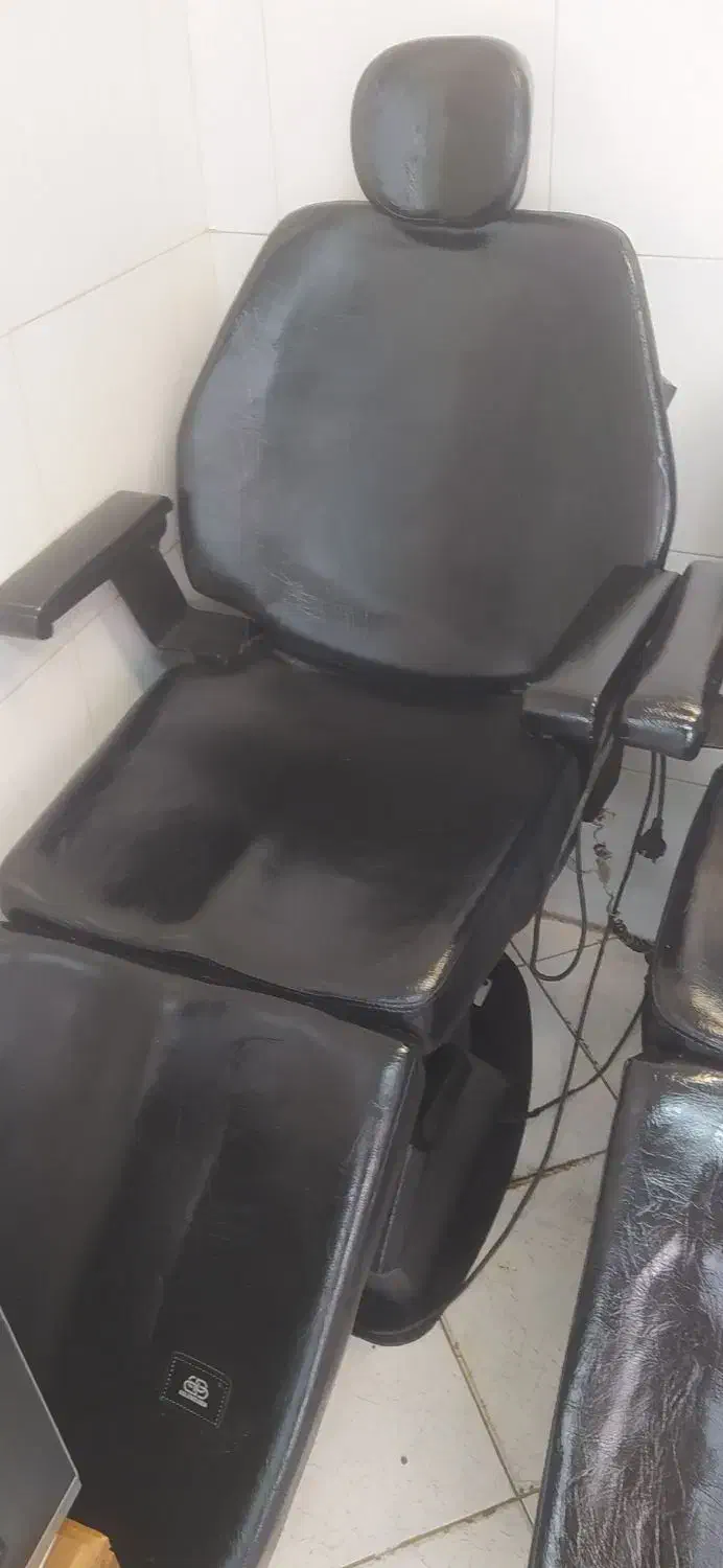 صندلی آرایشگاه|آرایشگاه و سالنهای زیبایی|رشت, خواهر امام|دیوار