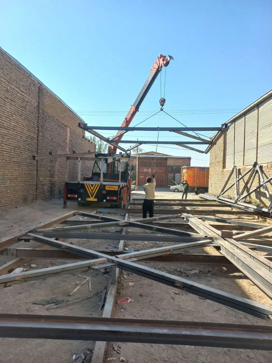 خدمات جرثقیل شبانه روزی|خدمات حمل و نقل|سبزوار, چهارراه فرودگاه|دیوار