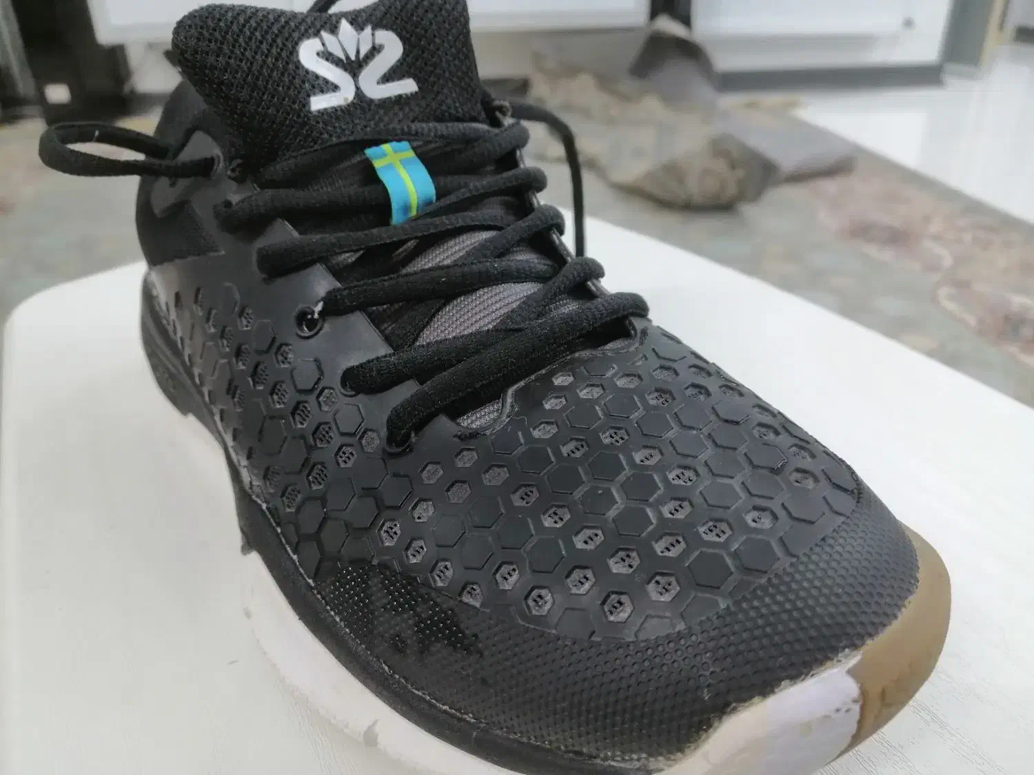 کفش بدمینتون و تنیس|کیف، کفش، کمربند|شاهینشهر, خبرنگار|دیوار