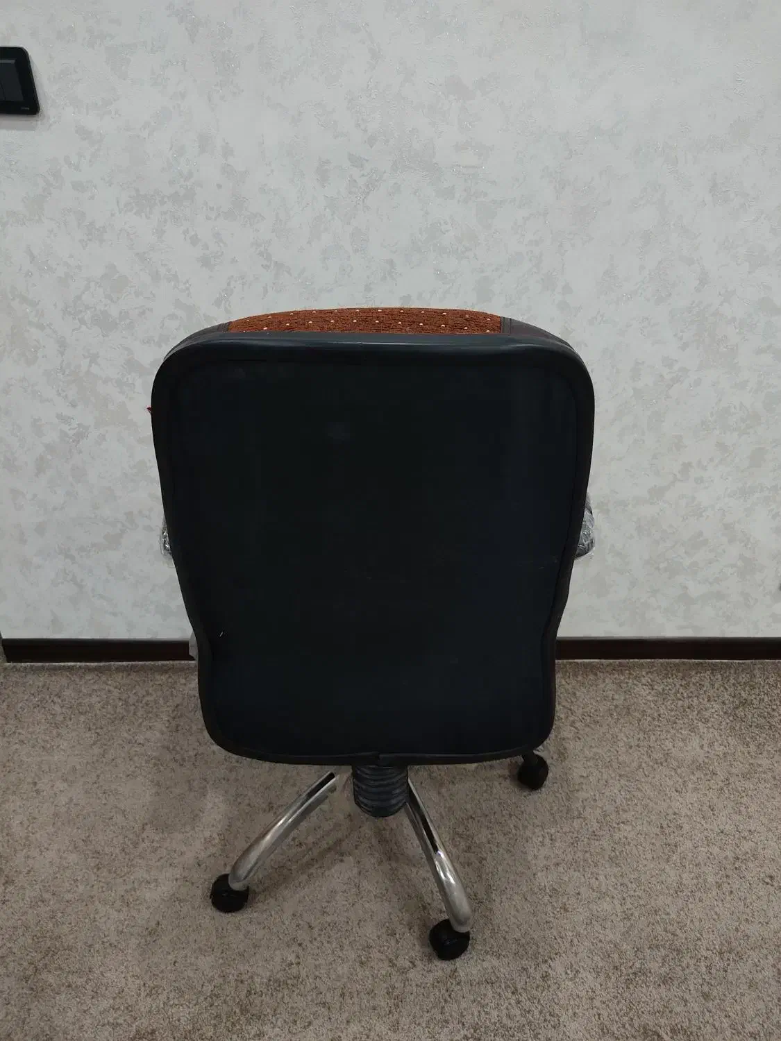 صندلی چرخدار اداری کامپیوتر|صندلی و نیمکت|فولادشهر, B5|دیوار