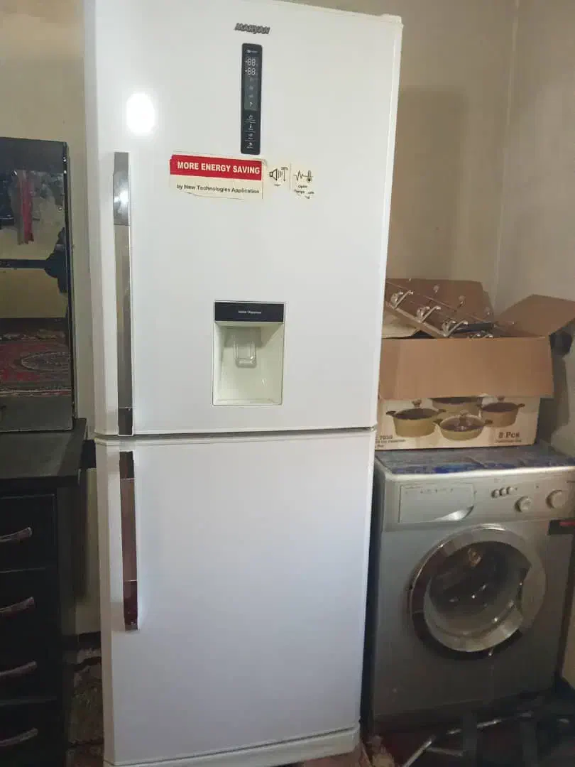 یخچال در حد نو دو ماه استفاده شده|یخچال و فریزر|میاندوآب, |دیوار