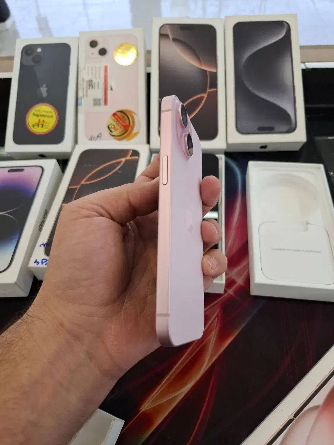 اپل iPhone 15 با حافظهٔ ۱۲۸ گیگابایت|موبایل|کوهدشت, |دیوار