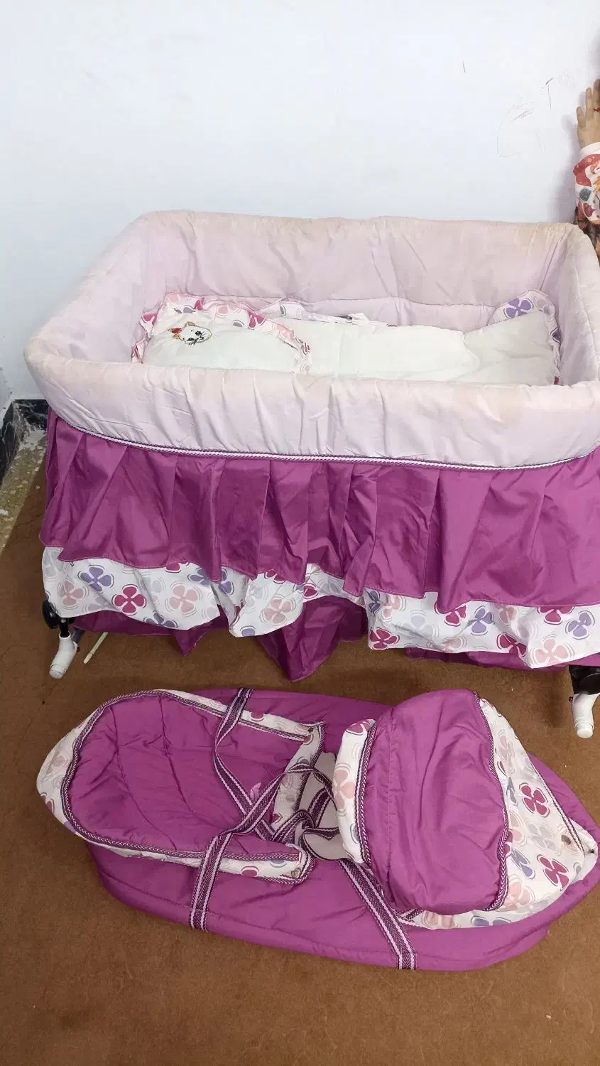 گهواره و ساک حمل|اسباب و اثاث بچه|زاهدان, |دیوار