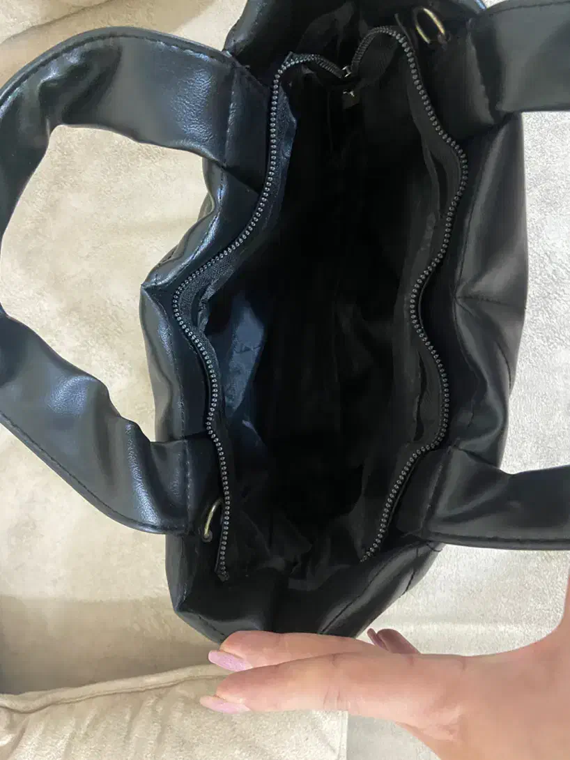 کیف|کیف، کفش، کمربند|رشت, جانبازان|دیوار