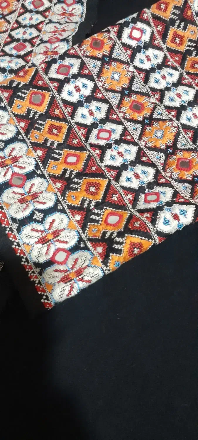 زیاستین چرخ ودست|لباس|زاهدان, |دیوار