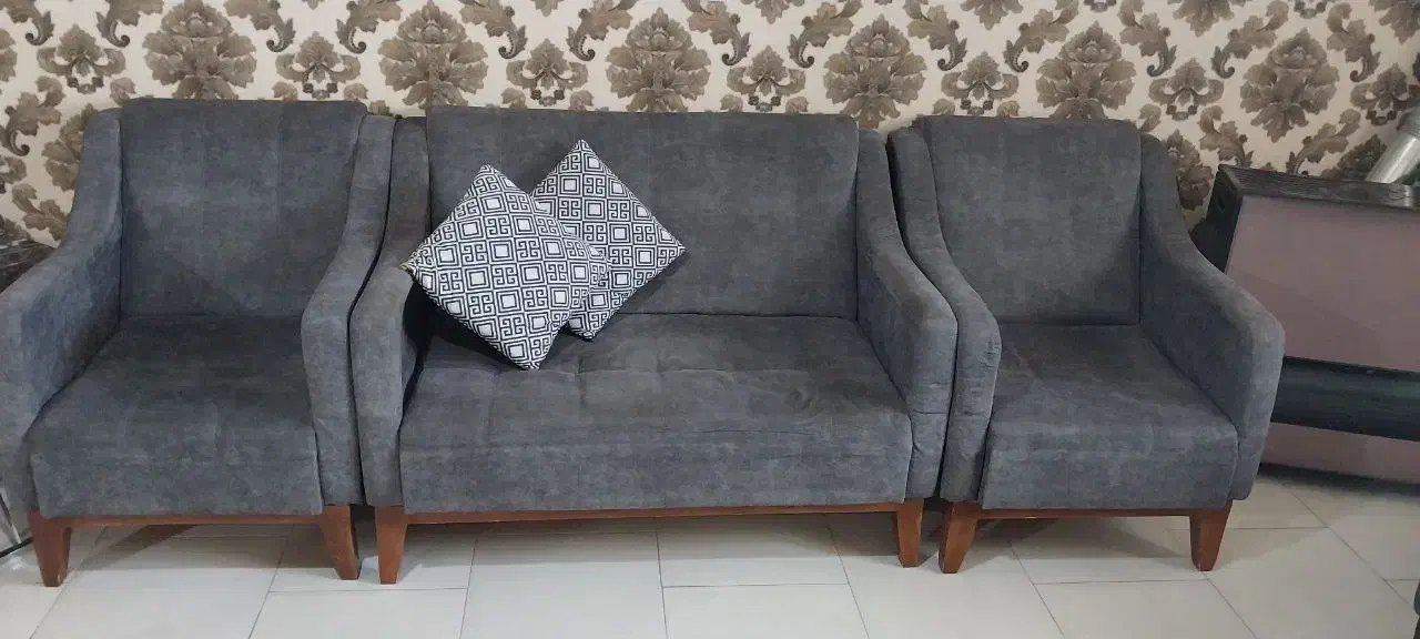 مبل ۷ نفره|مبلمان خانگی و میز عسلی|پاکدشت, شهرک امام رضا|دیوار