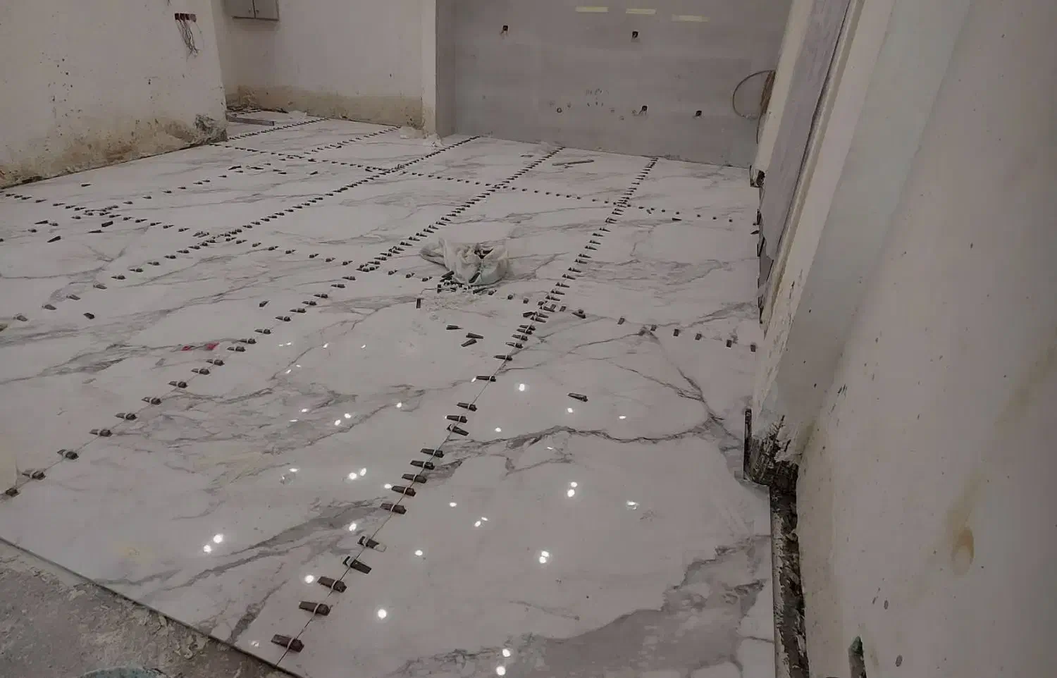 تخصص در سنگکاری و کاشیکاری ل استخر، جکوزی|خدمات پیشه و مهارت|رشت, گلسار|دیوار