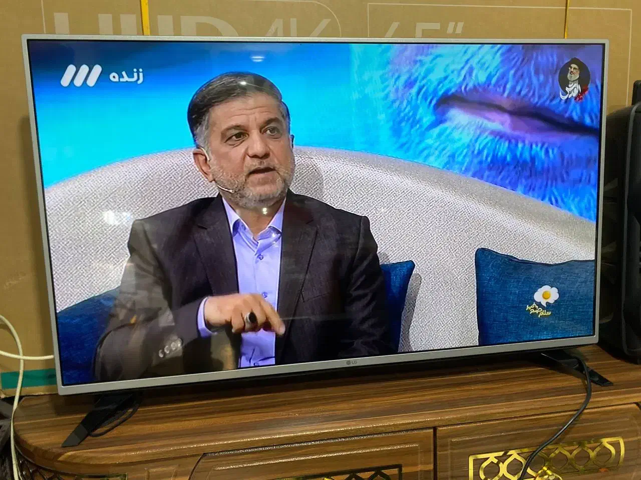 تلویزیون ال ای دی الجی 49 اینچ اصل کره در حد نو|تلویزیون و پروژکتور|اشنویه, |دیوار