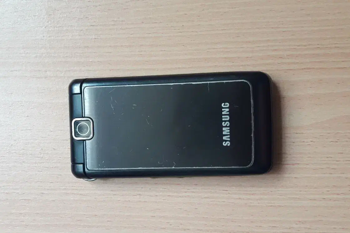 گوشی تاشو سامسونگ|موبایل|قم, ولیعصر|دیوار