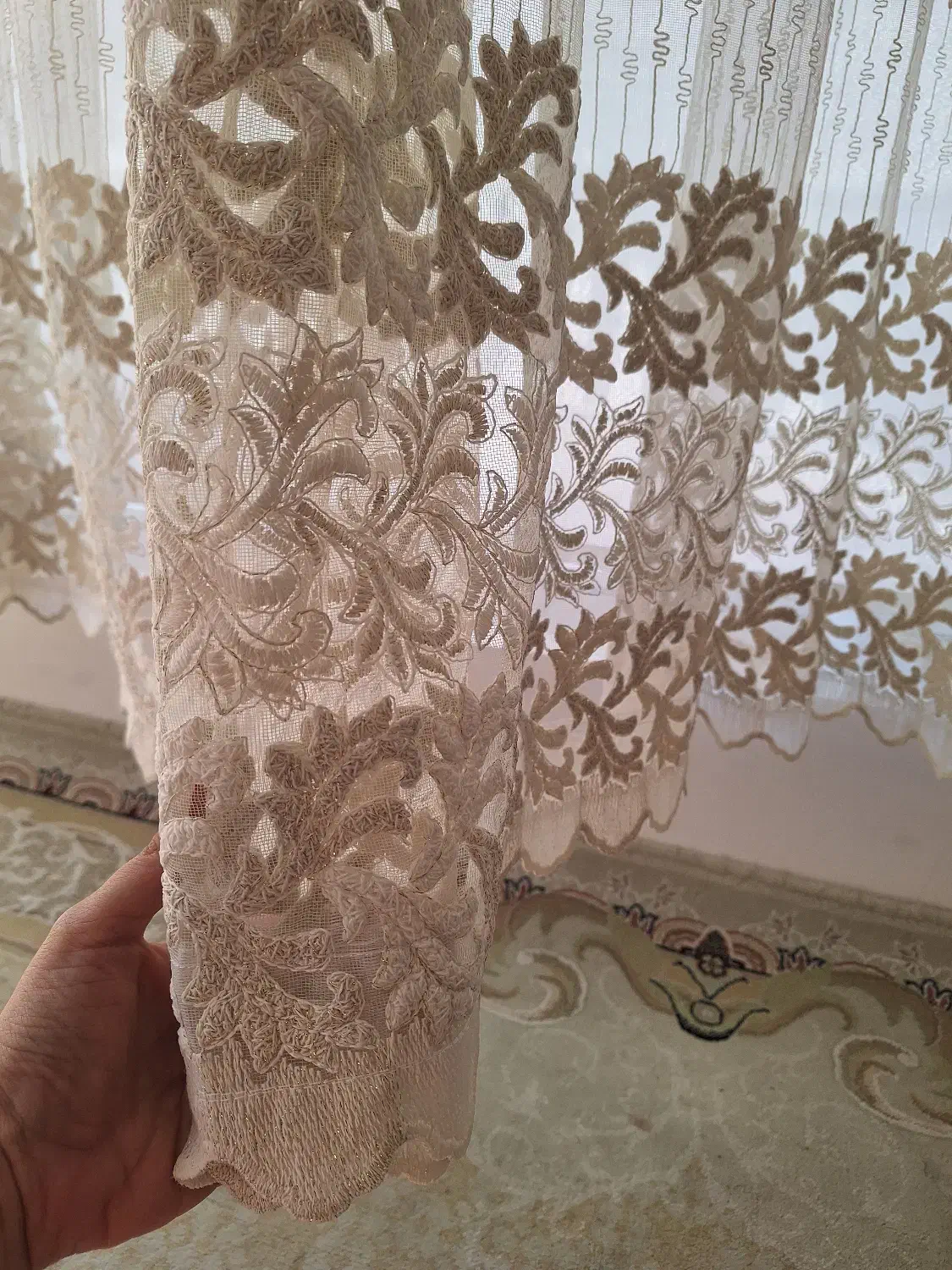 پرده گیپور دار استخوانی نسکافه ای|پرده، رانر، رومیزی|قم, زنبیل آباد|دیوار