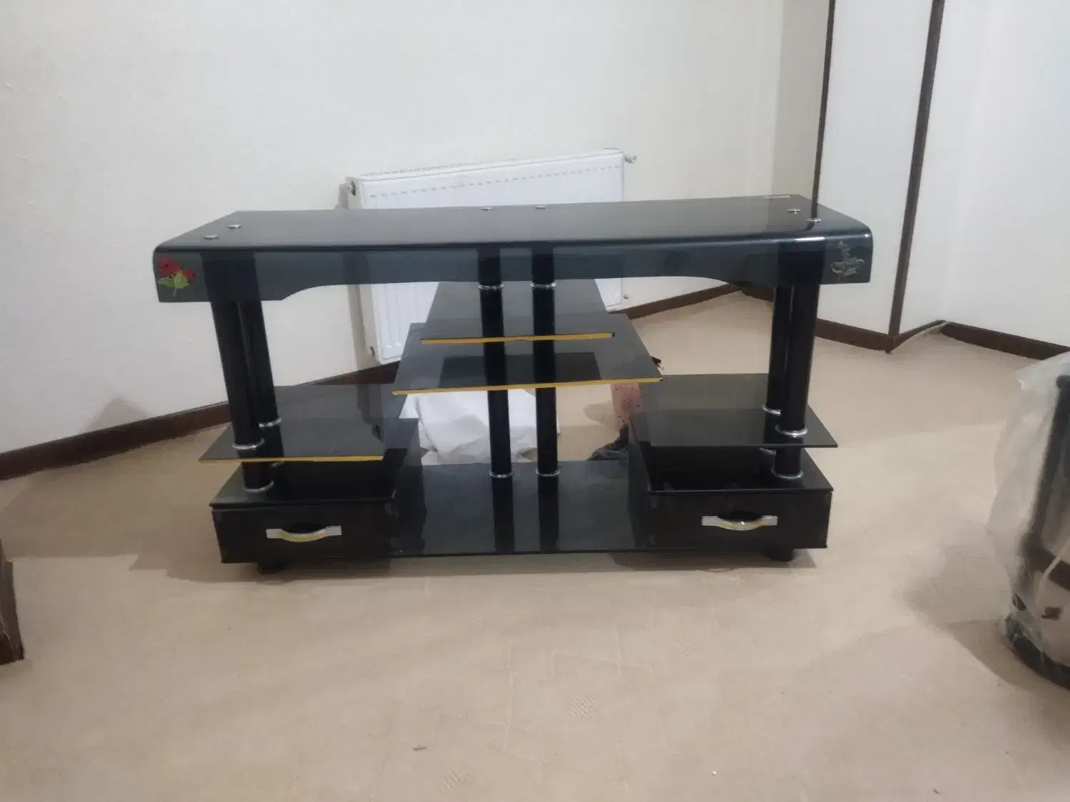 میزLcd|میز تلویزیون|شاهین‌شهر, عطار|دیوار