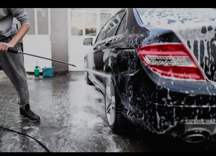 کارواش سرپوشیده گرم و جای خواب|استخدام سرایداری و نظافت|تبریز, |دیوار