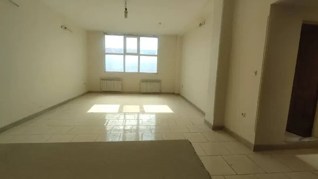 واحد بسیار خوش نقشه و زیبا|اجارهٔ آپارتمان|قم, پردیسان|دیوار