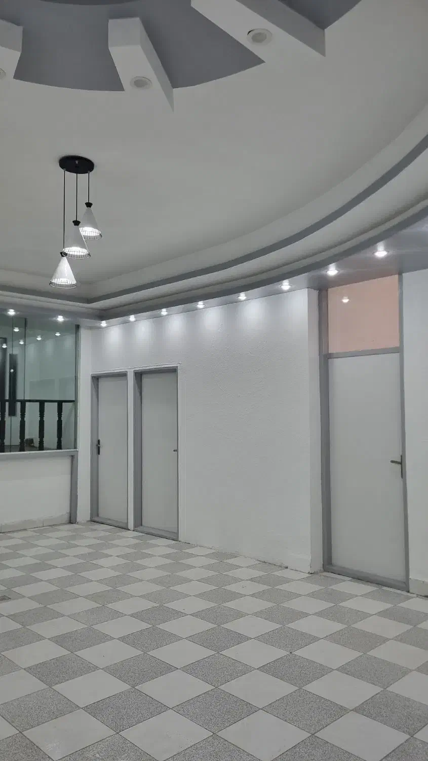 اجاره ۲۰۰ متر با موقعیت عالی|اجارهٔ دفتر کار، اتاق اداری، مطب|زنجان, |دیوار