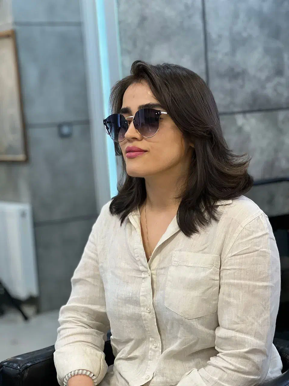 کوتاهی مو|خدمات آرایشگری و زیبایی|اصفهان, تخت فولاد|دیوار