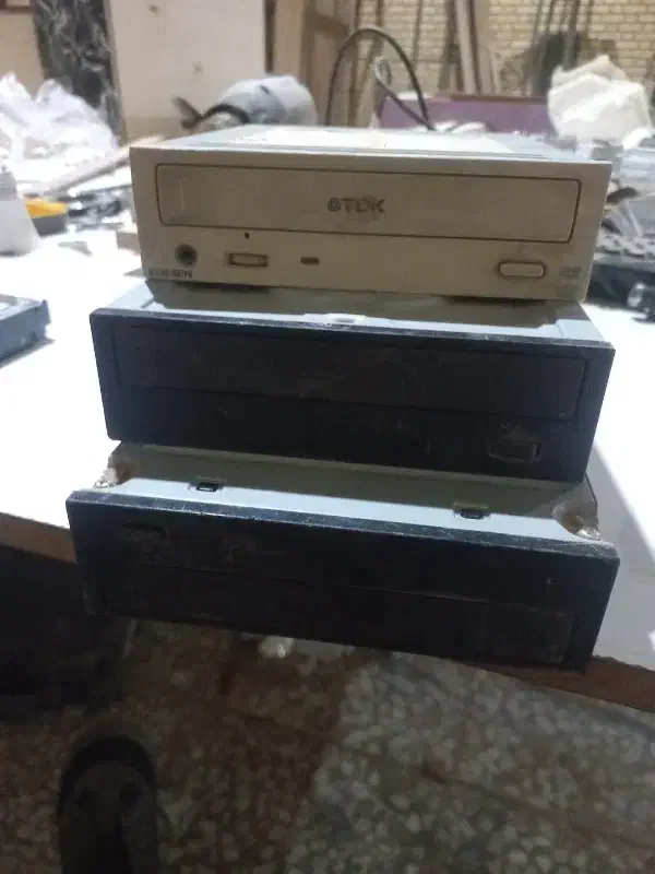 هارد کیس ودی وی دی رایتر|قطعات و لوازم جانبی رایانه|قم, بیست متری ولیعصر|دیوار