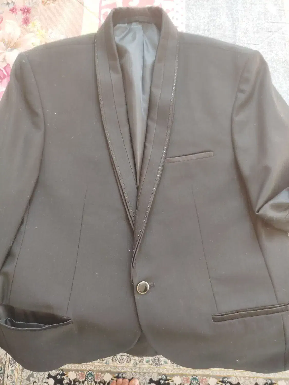 کت مردانه|لباس|شاهین‌شهر, شهرک گلدیس|دیوار