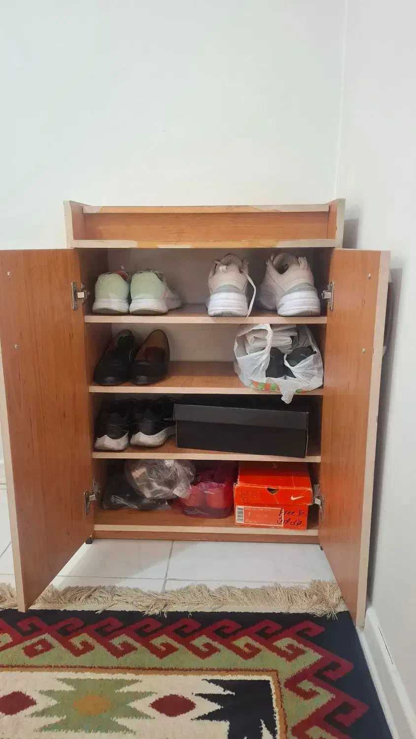 جاکفشی چوبی|جاکفشی، کمد، دراور|اندیشه, اندیشه فاز ۲|دیوار