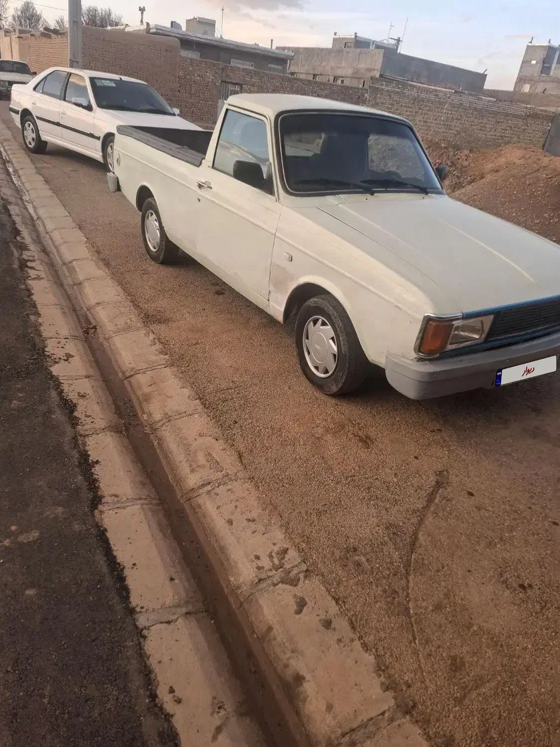 پیکان وانت|خودرو سواری و وانت|اسفرورین, |دیوار