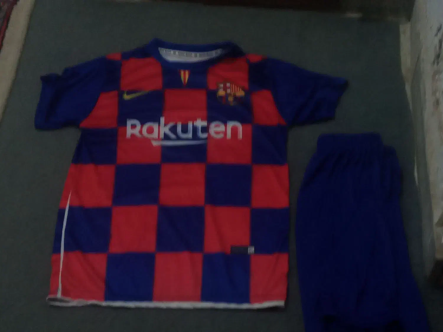 لباس فوتبال بارسلونا|لباس|صوفیان, |دیوار