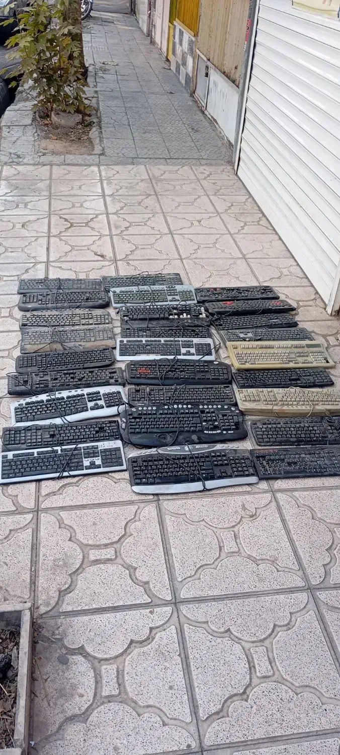 فروش ۲۷ عدد صفحه کلید|قطعات و لوازم جانبی رایانه|ورامین, ورامین|دیوار
