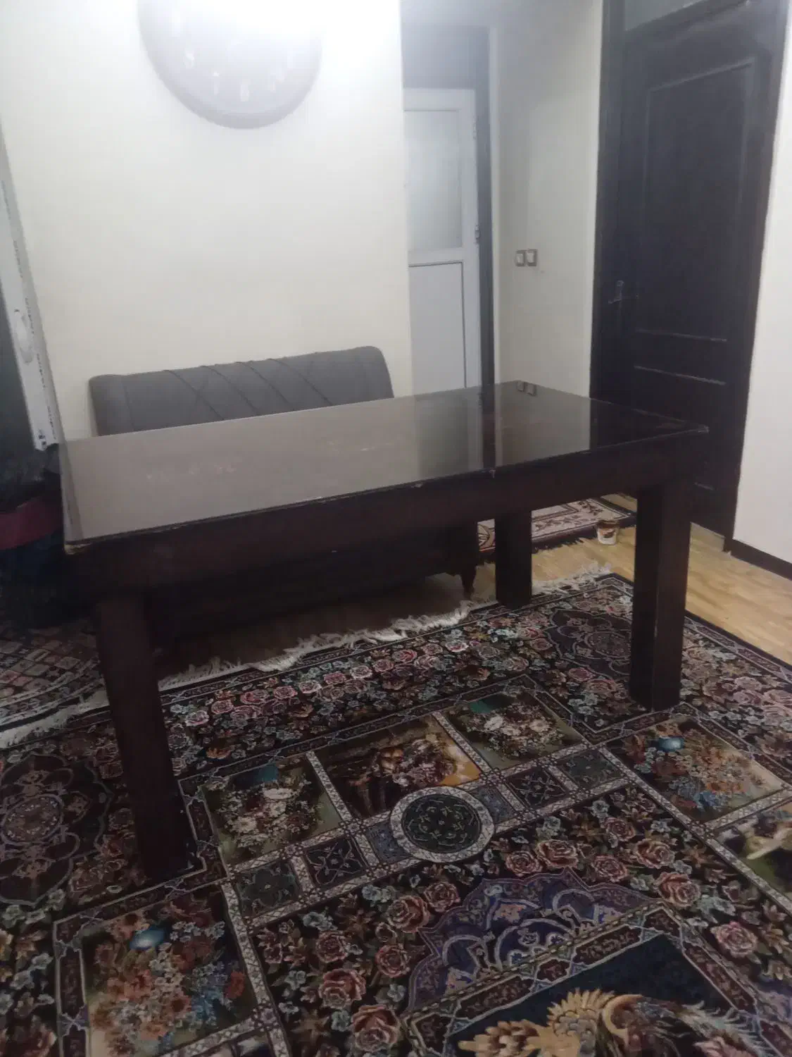 میز ناهار خوری ۶نفره بدون صندلی قیمت توافقی|میز و صندلی غذاخوری|شاهین‌شهر, نبوت|دیوار