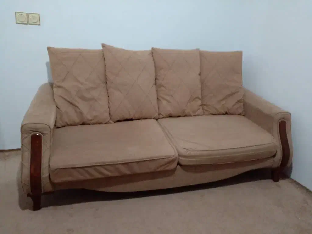 مبل ۷ نفره ی سالم فروش فوری|مبلمان خانگی و میز عسلی|محمودآباد, |دیوار